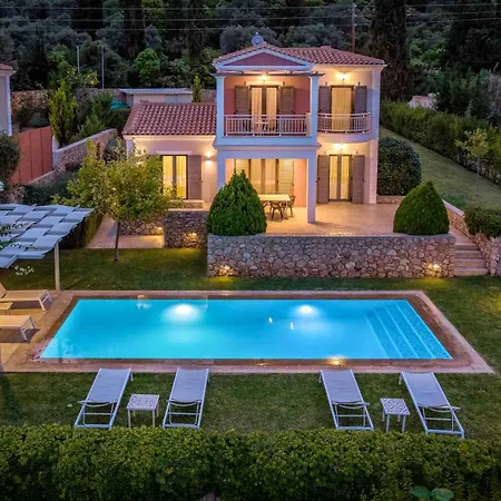 Ianthe & Brown Villa Nikiana