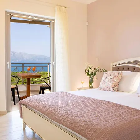 Ianthe & Brown Villa Nikiana